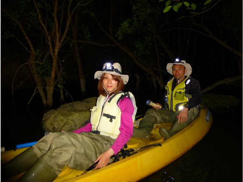 【沖縄・今帰仁】ナイトカヤック 湧き水散策なし 夜のマングローブ探検 2時間コースの紹介画像