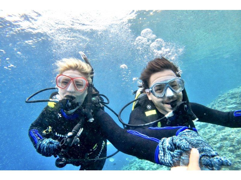 青の洞窟 体験ダイビング【沖縄・恩納村】《送迎 可能》※送迎範囲あり★GoPro撮影データ無料プレゼントの紹介画像