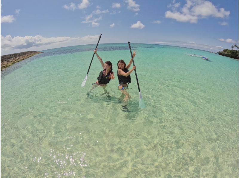 【沖縄・恩納村】地図にない海へ。船でしか行けない秘密のビーチで特別な思い出をつくるクリアSUP・写真動画・Insta360撮影無料の紹介画像