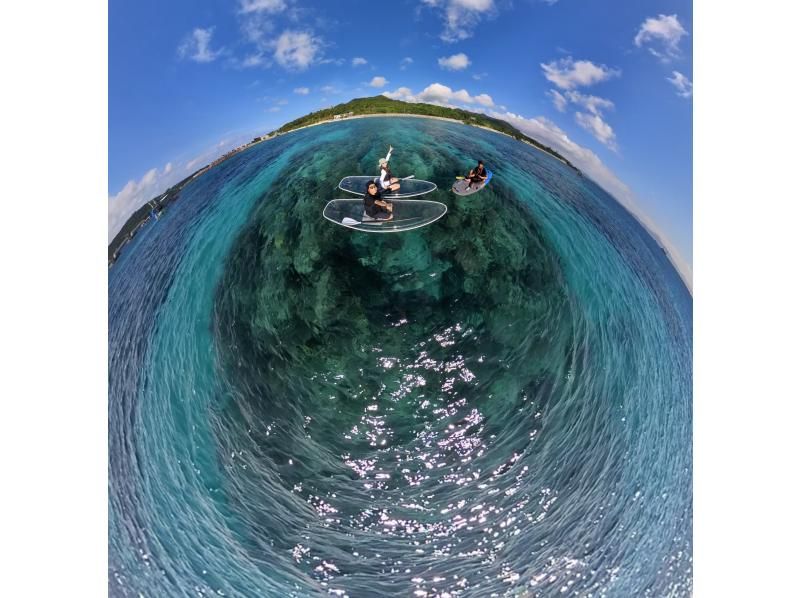 บันทึกช่วงเวลาที่เต็มไปด้วยอารมณ์ที่สุดในชีวิตของฉันบน Instagram 360 ขึ้นไปบน SUP ใสๆ และล่องไปในมหาสมุทรที่ใสราวกับคริสตัล [โอกินาว่า หมู่บ้านอนนะ โมโตบุ]の紹介画像