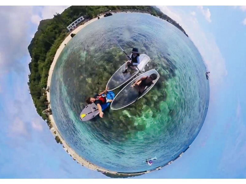 บันทึกช่วงเวลาที่เต็มไปด้วยอารมณ์ที่สุดในชีวิตของฉันบน Instagram 360 ขึ้นไปบน SUP ใสๆ และล่องไปในมหาสมุทรที่ใสราวกับคริสตัล [โอกินาว่า หมู่บ้านอนนะ โมโตบุ]の紹介画像