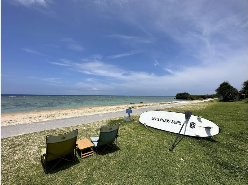 【沖縄・恩納村】地図にない海へ。船でしか行けない秘密のビーチで特別な思い出をつくるクリアSUP・写真動画・Insta360撮影無料の紹介画像