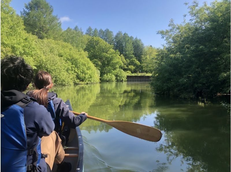 [Hokkaido Kushiro Marsh] All season canoe-spring, summer, autumn and winter canoe "Round trip of the tributary Aleknai River flowing through Kushiro Marsh" about 4 kilometersの紹介画像