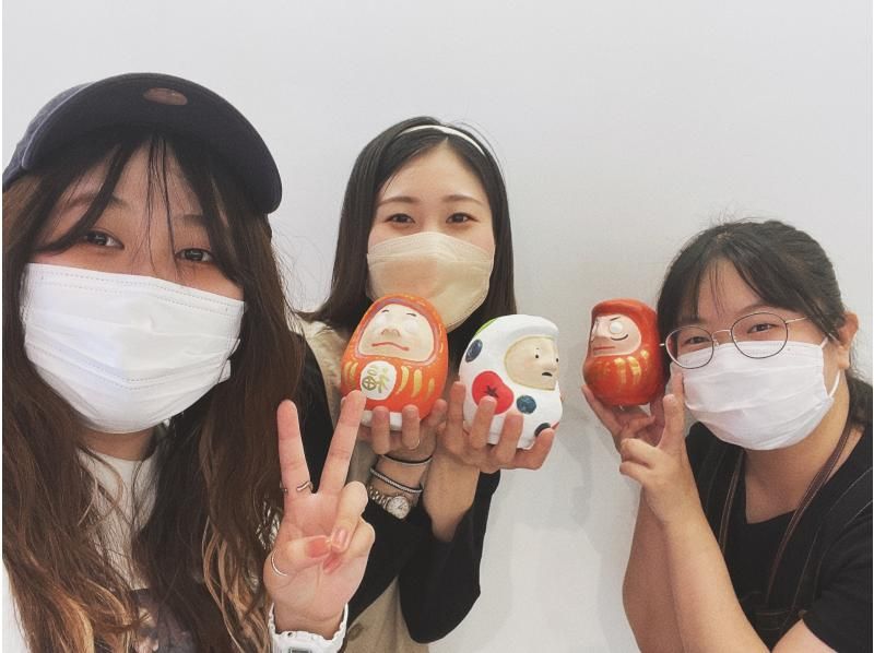 [Tokyo, Asakusa] Paper Mache Painting Experience: Make your own original Daruma, Maneki Neko, and Fox masks! の紹介画像