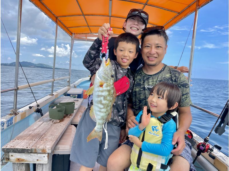 OkinawaのSea fishing / fishing boat│レンタル付きおすすめ体験ツアー&釣れる魚の種類を徹底紹介！