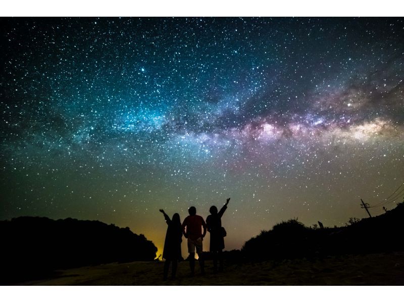 [Okinawa Main Island, Kouri Island] Starry sky photo for couples and families. Commemorative photo with the stars of Okinawa.の紹介画像