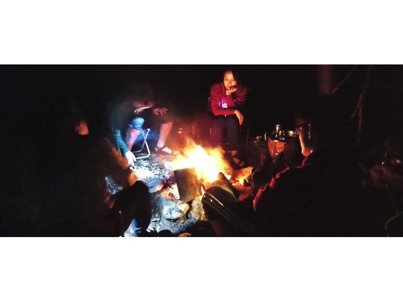 【大分・佐伯市】1組限定【1泊2日】「秋の藤河内渓谷/沢歩き」(弁当/焚火夜営/2食/ｺｰﾋｰ.ｵﾔﾂ/♨️付)【装備無料】10～12月の紹介画像