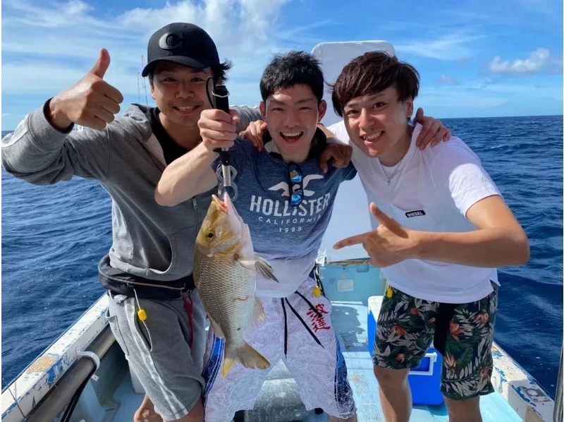 【沖縄・石垣島】初心者大歓迎！石垣島サンセットフィッシング＆夏の夕日と釣りの魅力を体感