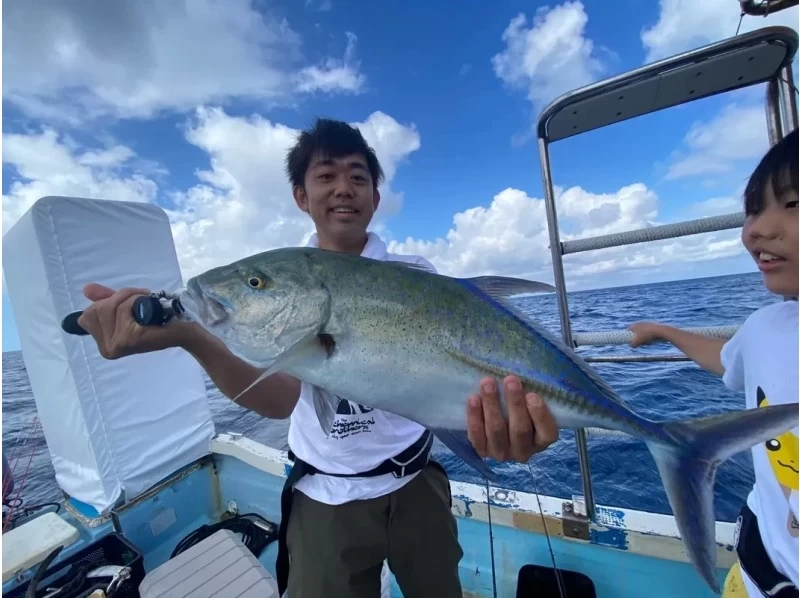 【沖縄・石垣島】初心者大歓迎！石垣島サンセットフィッシング＆夏の夕日と釣りの魅力を体感♪の紹介画像