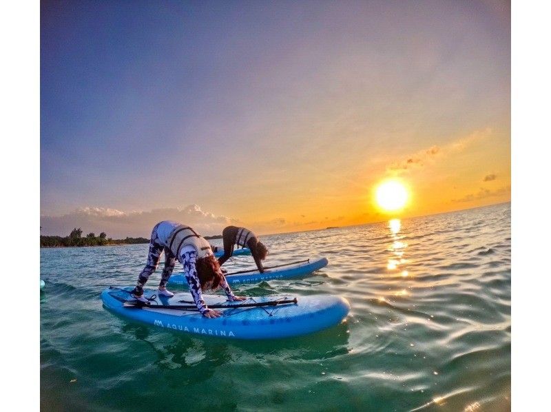 《Miyakojima Enjoyment Plan》[Sea Turtle Snorkeling & Sunset SUP Tour] Sea Turtle Encounter Rate 100% Ongoing! Sure to look great on SNS!の紹介画像