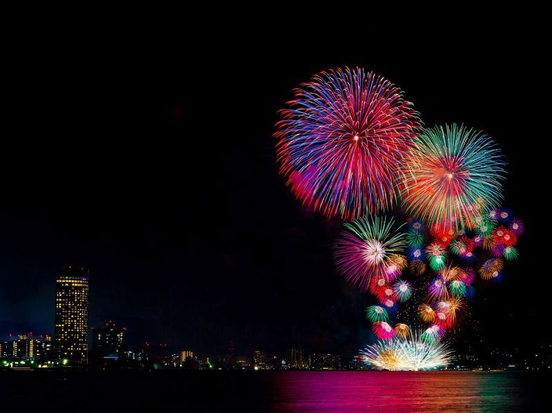 <Pre-registration on the web is over, same-day tickets available! > [Shiga/Otsu] Lake Biwa Fireworks Festival "Biwako Hall Lakeshore Zone" General Area Admission Ticket [No Designation / No Seat]の紹介画像