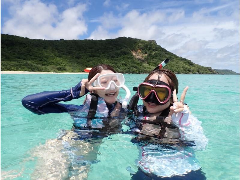 宮古島《遭遇率100%継続中!》高性能水中カメラで撮影してSNS映え♡【ウミガメシュノーケリング】★当日予約OK！★撮影データ無料！の紹介画像