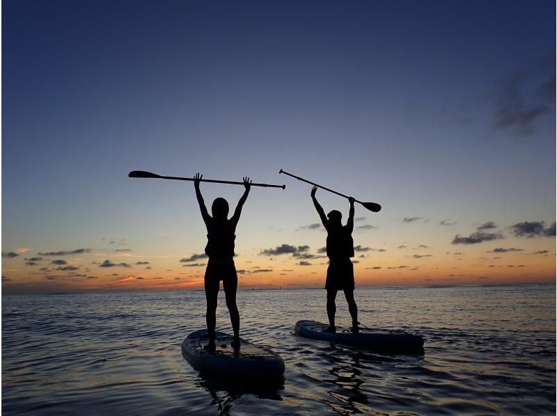 [Miyakojima/Private Rental] [A blissful moment on the beach early in the morning] Sunrise SUP experience limited to one group! ★Free photo data★Beginners welcomeの紹介画像