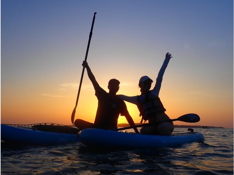 SALE! [Miyakojima/Private] [A blissful moment on the beach early in the morning] Sunrise SUP experience limited to one group! ★Free photo data★Beginners welcomeの紹介画像