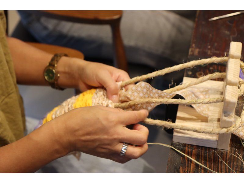 【新潟・十日町】伝統わら細工　ぞうり作り体験（わらぞうりor布ぞうり）の紹介画像