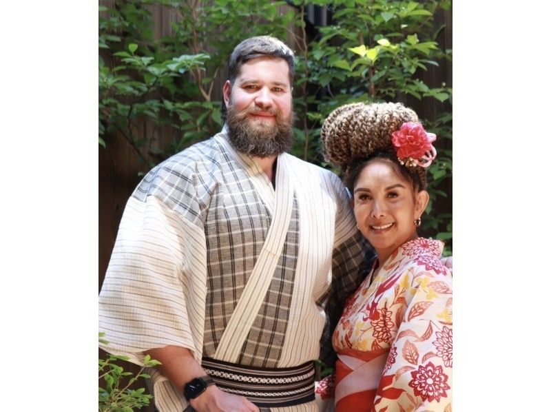 [Kyoto, Kiyomizu-dera Temple] Couples plan: A yukata date in Kyoto ☆ A great deal for two people for just 5,500 yen! Hair styling for women includedの紹介画像