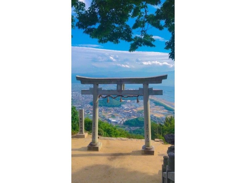 Scenic view x sacred place x power spot [Chartered taxi] 4 hours course ☆ A trip around the sky swing at the summit of Unpenji & the main shrine of Torii Takaya Shrine in the sky & Zenigata sand painting ☆の紹介画像