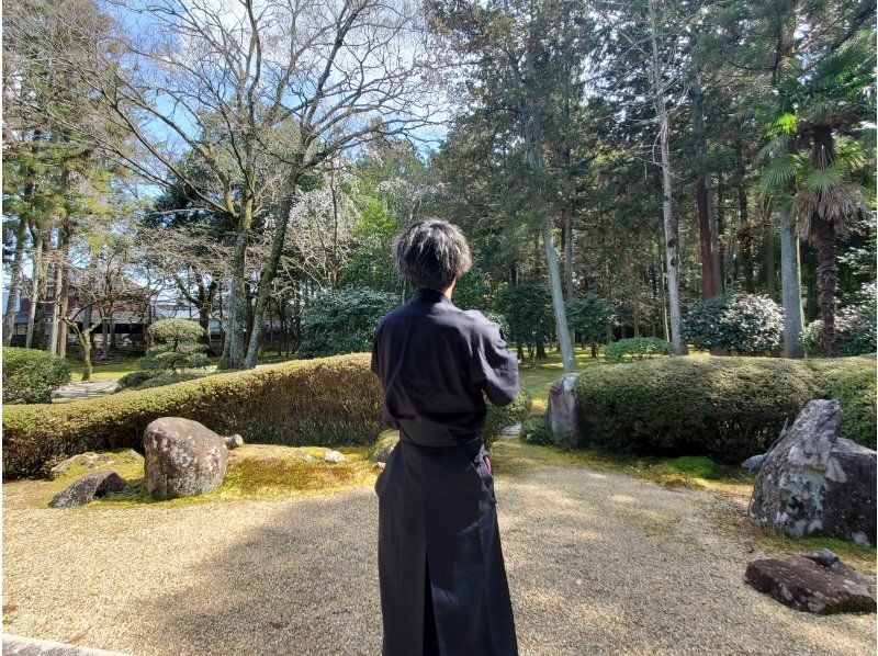 【兵庫・川西市】多田源氏発祥の地・多田神社で鎌倉武士気分を満喫！ 世界一の居合術家 町井勲監修による本物の侍文化体験の紹介画像