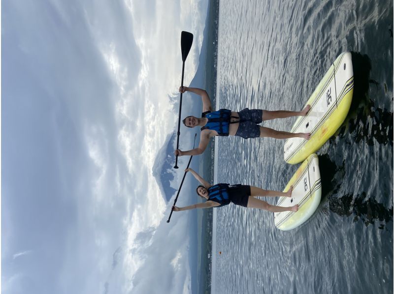 [Lake Yamanaka / SUP] Beginners are safe because they have a SUP experience guide at the foot of Mt. Fuji! You can enjoy SUP at an outstanding location!の紹介画像