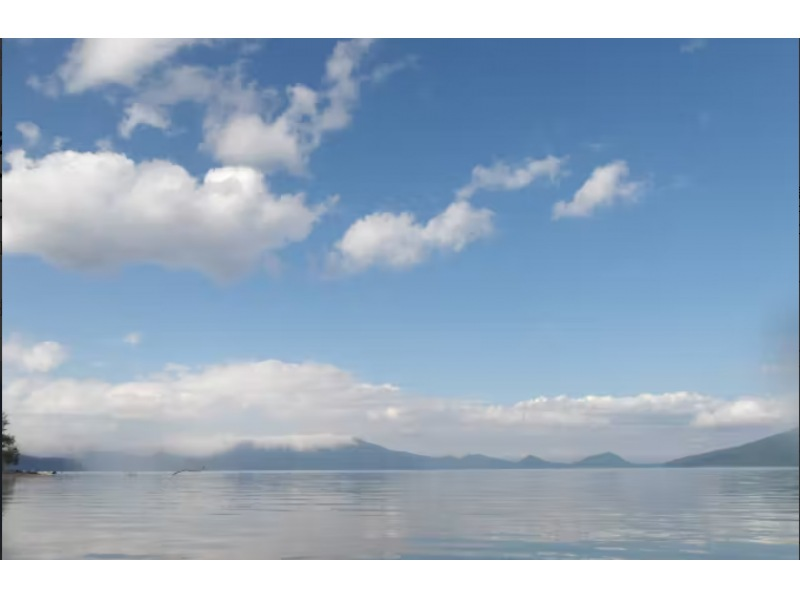 【北海道・支笏湖】ウエットスーツ着用でカヌー＆背もたれ付きSUP体験（2名〜）全国旅行支援クーポン利用可能♪の紹介画像