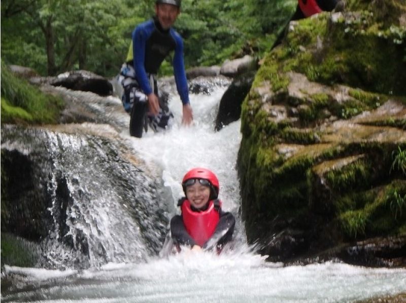 [Gunma Minakami] Half-day family canyoning adventure full of nature! tour photo freeの紹介画像