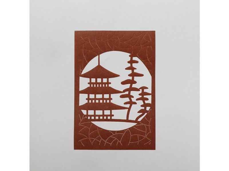 [โตเกียว อาซากุสะ] ย้อมการ์ดและโปสการ์ดปีใหม่ด้วยลายฉลุอิเสะの紹介画像