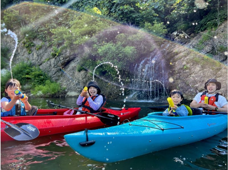 【東北・山形】白川湖カヌーツアー！爽やかな初夏の湖を楽しもう★ガイド付き2時間コースで初心者・ファミリーも安心＆写真プレゼントの紹介画像