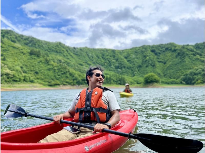 [Yamagata, Lake Shirakawa]  2 hours guided canoe tour with photo gift! Beginner and family welcome!