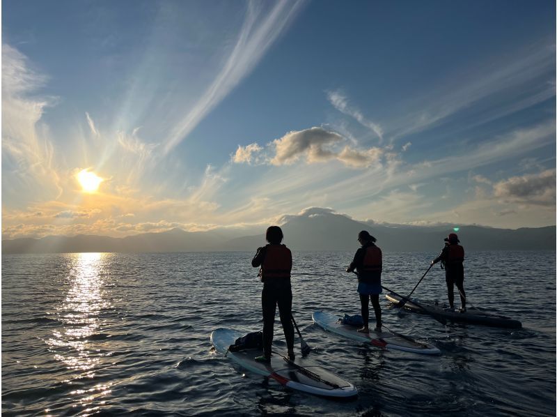 【北海道・支笏湖・２時間】 水質日本一の湖でサップ体験・写真は無料♪・ 初心者大歓迎・社員旅行や研修旅行にも♪の紹介画像