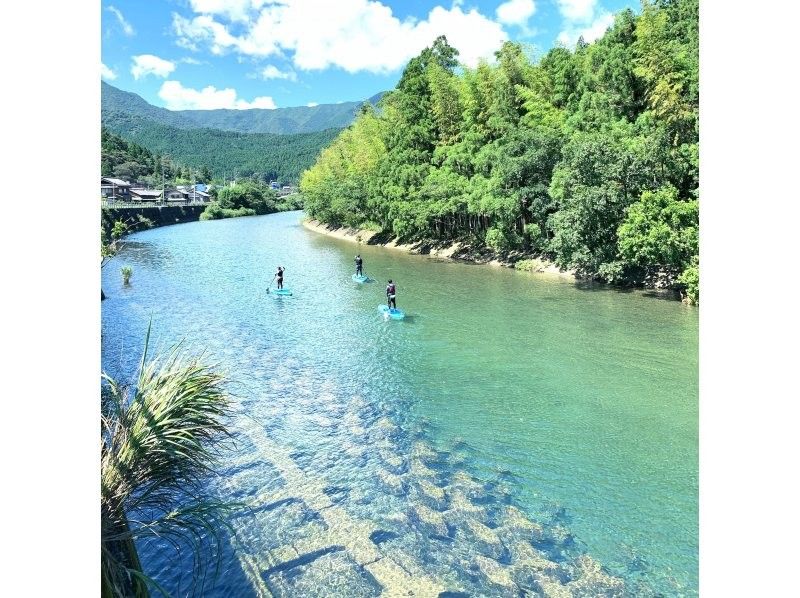 [Tokushima/Mugi] [Early morning] [Pets OK] For those who want a relaxing experience! Early morning SUP (stand up paddle) experienceの紹介画像