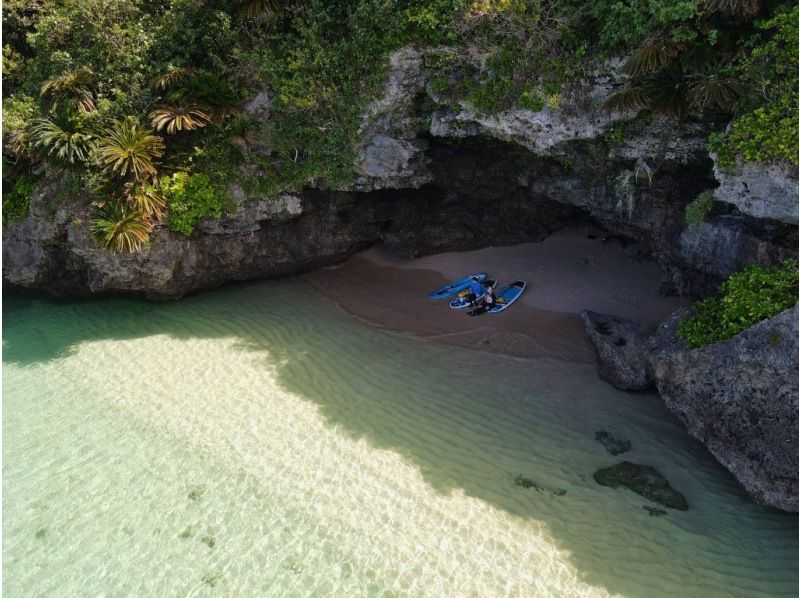 【石垣島SUP】北部を知り尽くしたガイドが案内する秘境ポイントで海上散歩｜写真動画無料・ドローン空撮無料の紹介画像