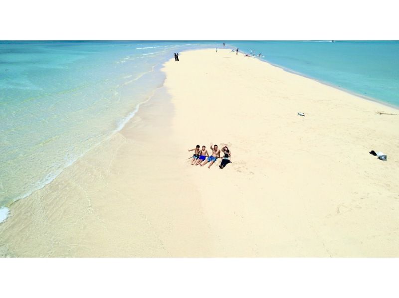 [Miyakojima] Same-day reservations accepted up to one hour in advance! Boat tour of the "Phantom Uni Beach" with free drone photography. One hour on the beach! Mango campaign in progress. *For details, see the photo on the right.の紹介画像