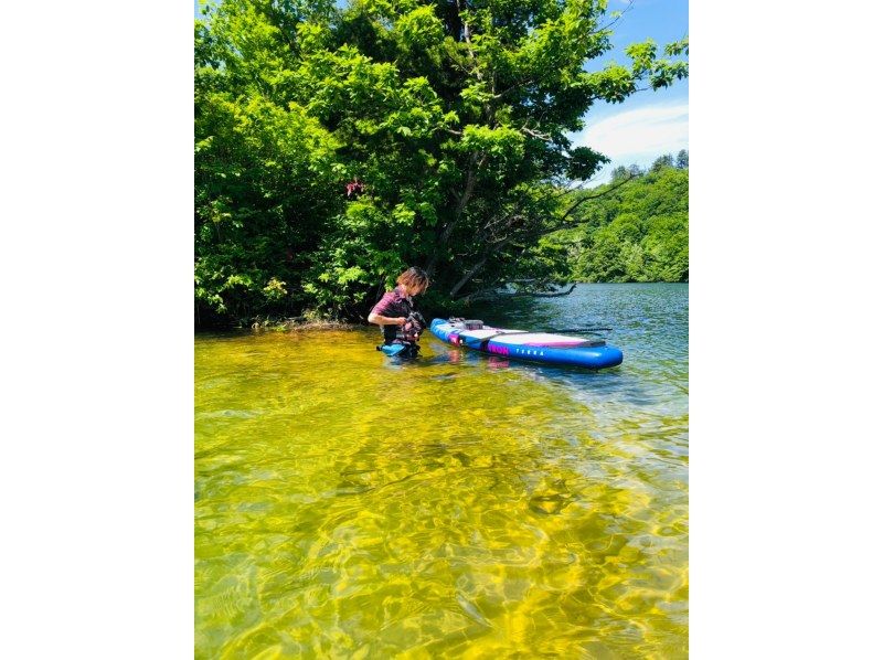 [Minakami, Gunma] Enjoy it according to the season! Lake SUP experience to enjoy the great outdoors! Free photo gift♪の紹介画像