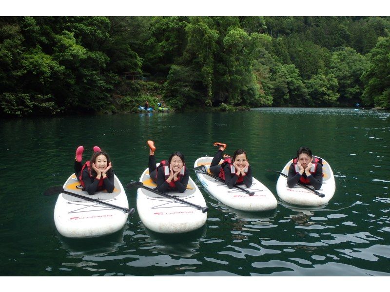 [Okutama (Lake Shiromaru) SUP experience] SUP tour that beginners can enjoy in natureの紹介画像