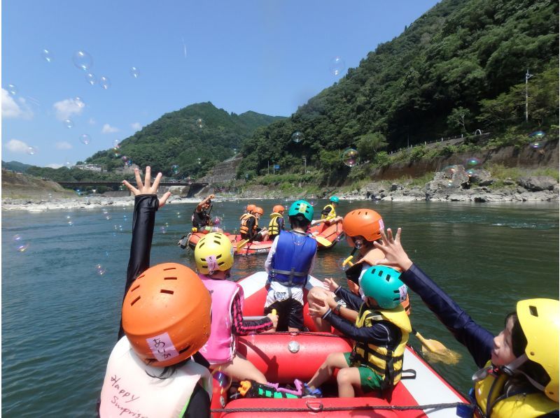 【熊本・球磨川】日本三大急流の一つ！球磨川でラフティング体験（急流AMコース）BBQ付きプランの紹介画像