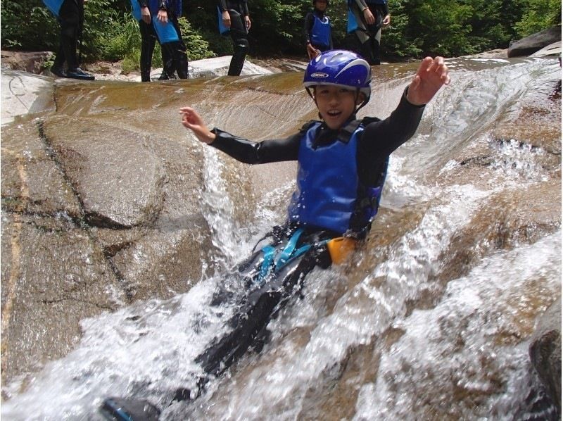 [Gunma Minakami / Minakami] Canyoning Summer Course 25th Anniversary Plan ☆ Perfect for families and beginners!の紹介画像