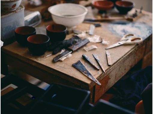 【福井・鯖江】伝統工芸・越前漆器の職人から学ぶ 木製トレーの拭き漆職人体験 【福井・鯖江】伝統工芸・越前漆器の職人から学ぶ 木製トレーの拭き漆職人体験