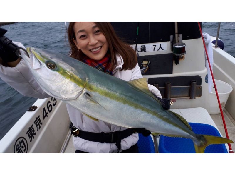 [โตเกียว/ฮาเนดะ] 5 ชั่วโมง ปลากระพงแดง ปลาคัทลาส และผักบิน! คุณยังสามารถแนะนำร้านที่คุณสามารถกินปลาที่คุณจับได้!の紹介画像