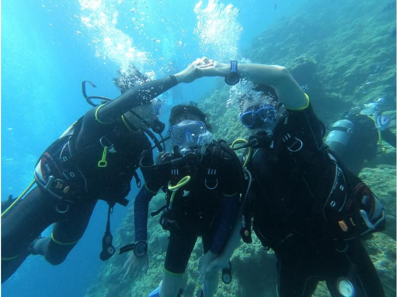 [Okinawa・blue cave] Scuba diving and snorkelling businessの紹介画像