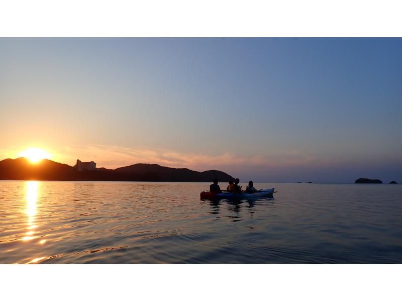 【三重県・伊勢志摩】サンセットカヤック≪レンタルマリンシューズ付き≫の紹介画像