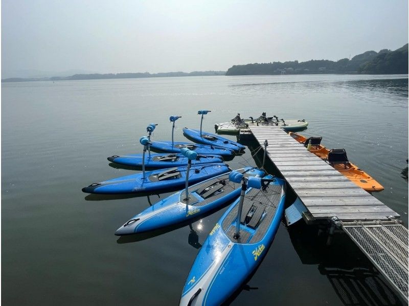【浜松・浜名湖】自転車感覚のペダルSUPで浜名湖ゆったり湖上サイクリングの紹介画像