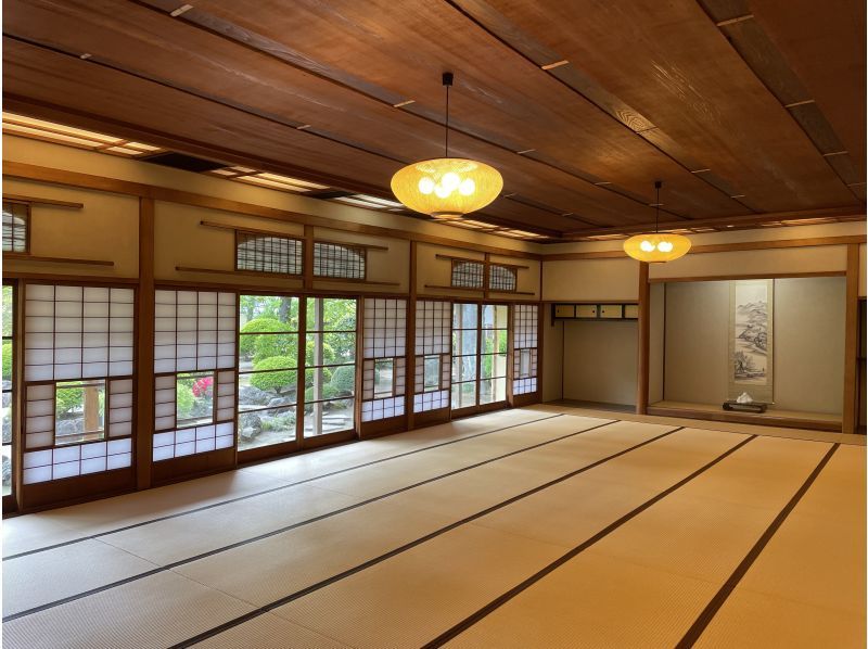 【秋田・能代市】平日＊14:00集合　バスケの街・能代を歩こう！聖地巡礼ツアー　天然秋田杉の殿堂「旧料亭金勇」の見学付きの紹介画像