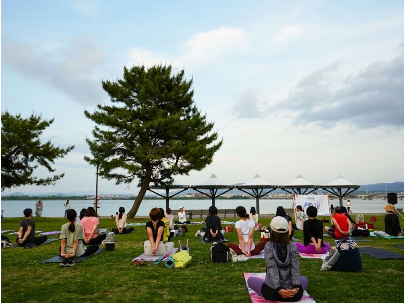 ★ 2023/9/9 (Saturday) only ★ [Shiga/Lake Biwa] Sunset yogaの紹介画像