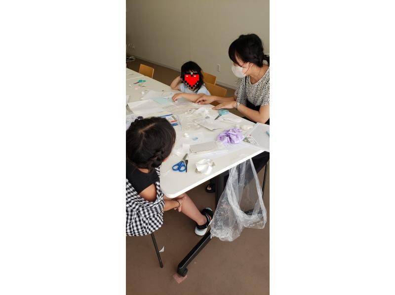 [Wakayama/Izumi City Neighborhood Area] Easy Oshie experience class of "Japanese traditional craft Oshie" made by overseas travelers and parents and childrenの紹介画像