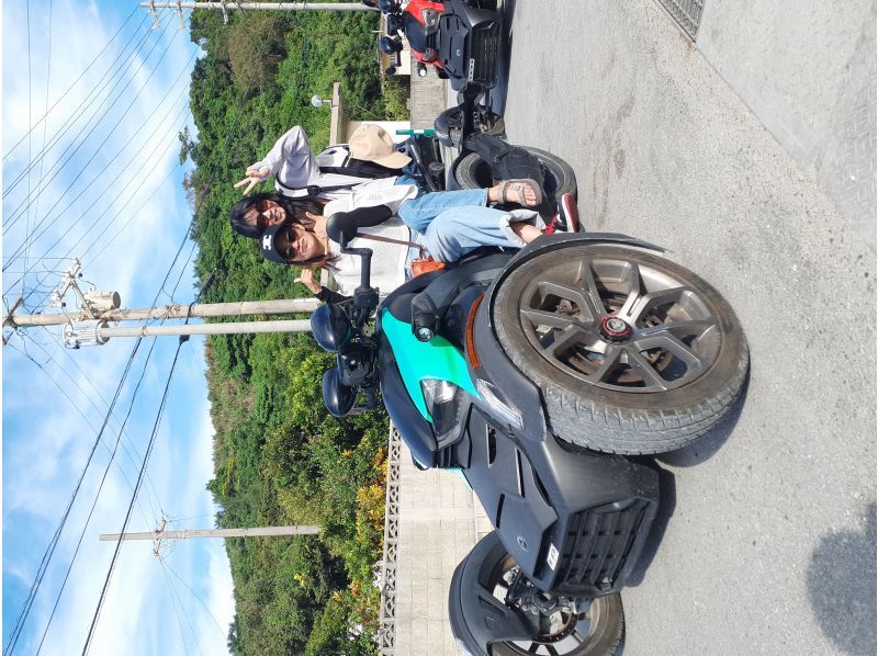 【沖縄】普通免許で運転可能！当日予約可能、当日キャンセル無料！3輪バイクのトライク＜1時間プラン＞の紹介画像