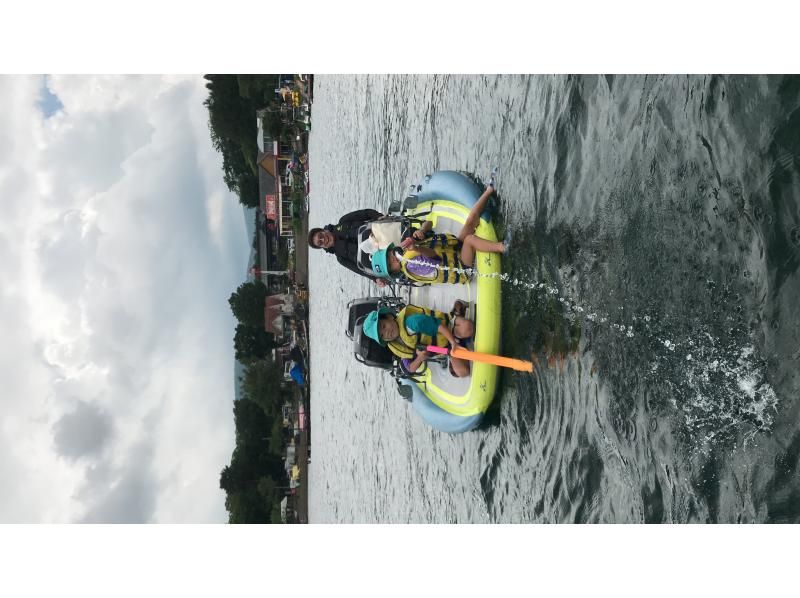 [Empty-handed, pets allowed, lakeside photography included] Ride together on a foot-powered SUP kayakの紹介画像