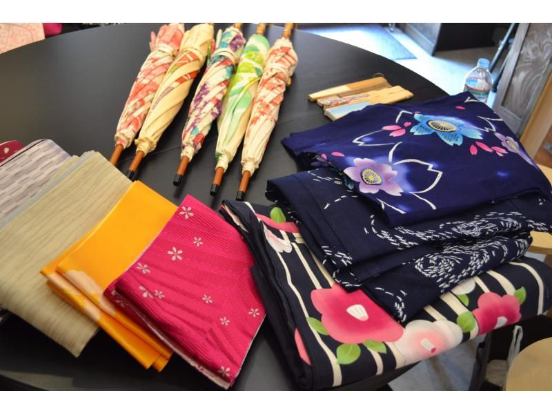 [Tokyo Yanaka] Authentic Kimono Culture Experience Dress, Walk, and Captureの紹介画像