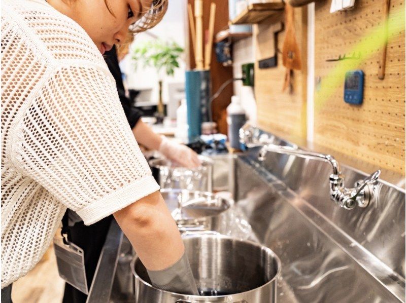 【京都・東山】ハンカチ・トートバッグ・風呂敷　絞り染め体験の紹介画像
