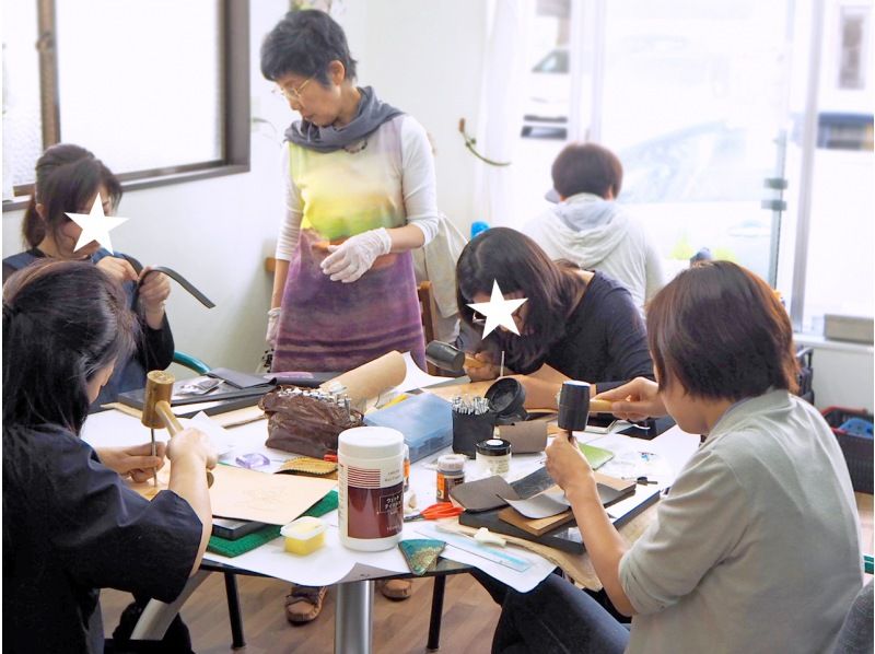 【東京/江東区/門前仲町】レザークラフトで楽しむパスケース制作体験の紹介画像