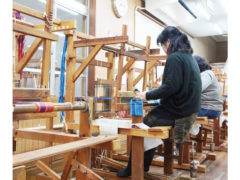 [沖繩/石垣島]傳統“八重山Minsaori”過山車製作體驗 體驗時間20-30分鐘★★推薦給家庭、情侶、女性和雨天★の紹介画像